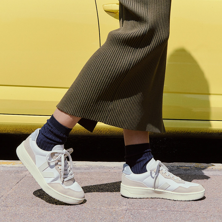 V-90 LEATHER WHITE FEMME – Image 4